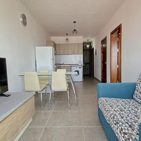 F1 2 St Julians, Private Room, Bathroom & Living Shared San Ġiljan Exterior foto