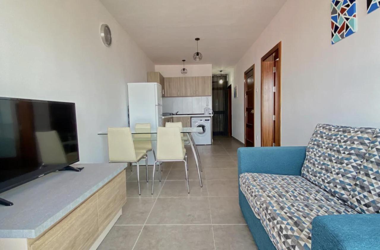 F1 2 St Julians, Private Room, Bathroom & Living Shared San Ġiljan Exterior foto